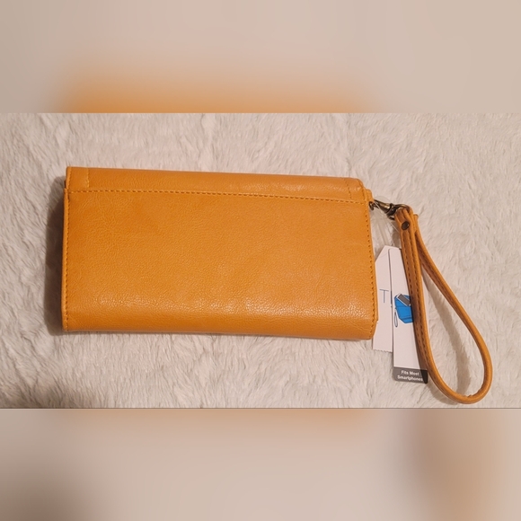 Isabella Wristlet Clutch - Picture 5 of 5